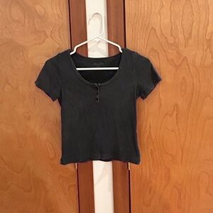 Brandy Melville/John Galt Zelly Tee in Faded Black